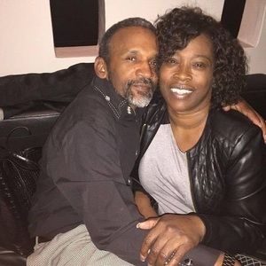 Meet your Posher, Dina